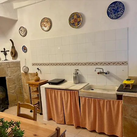 Casa Aneja Collbató