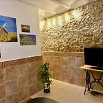 Casa Aneja