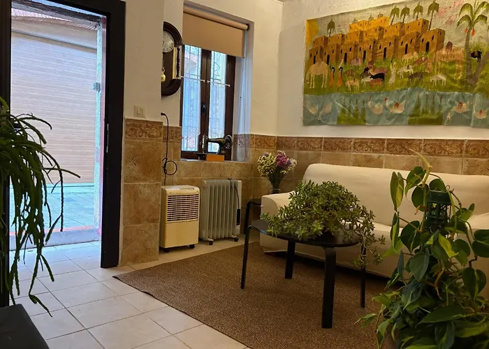 Casa Aneja *